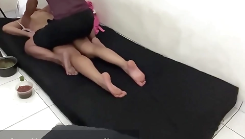 Arab Muslim Step mom Getting Erotic Massage