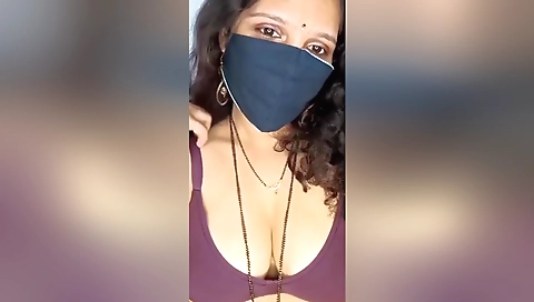 Desi Indian Aunty Ki Jawani Kya Mast Figure And Dirty Talks