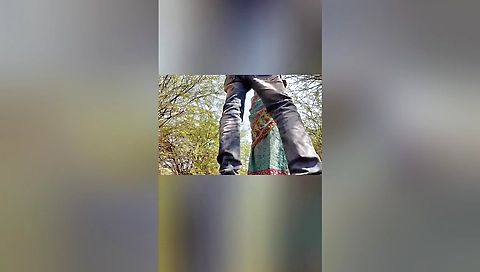 Telugu Aunty Outdoor Fucked