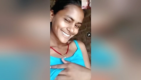 Slim Desi Girl Nude Whatsapp Call Viral Clip