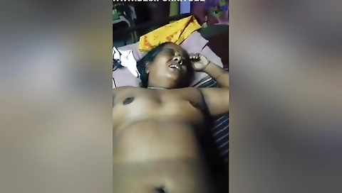 Mature Indian Aunty Getting Her Pussy Fingered