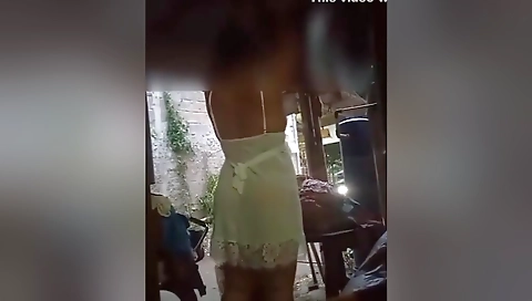 Wife Flashing Public Delivery