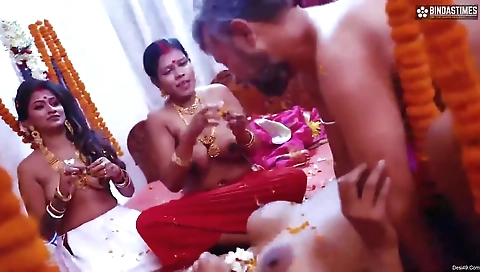 Today Exclusive-tharki Burha Nikala Suhagraat Manane Apne teen 18+ Nai Nawali Biwiyon Ke Sath Aur Kia Kand