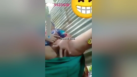 Today Exclusive -horny Desi Bhabhi Fingering