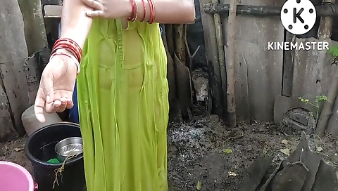 Anita Yadav Bathing Hot And Sexy Figures Beautiful Boobs