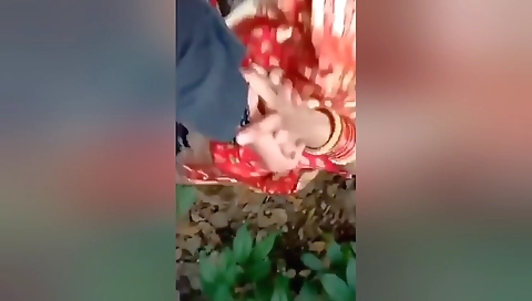Cute Desi Girl Out Door Fucking