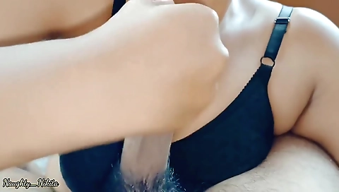 Great Blowjob With A Huge Cum In Her Mouth