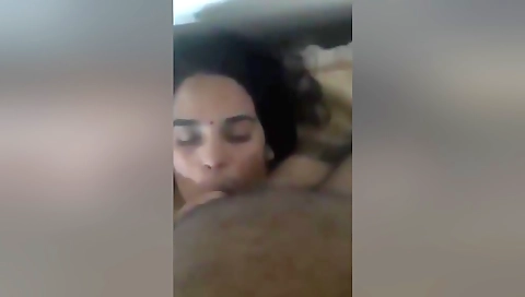 Today Exclusive- Desi Bhabhi Give Blowjob And Fucked 1