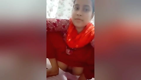 Horny Bangla Girl Shows Her Boobs And Pussy
