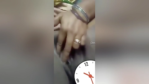 Village Bhabhi Shows Her Pussy And Fingering