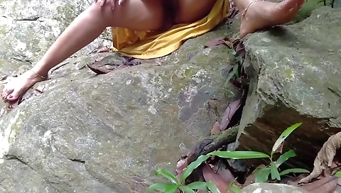 Outdoor Interracial Rough Sex In A Forest Between A Indian Milf Lady And Big Dick