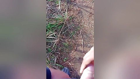 Sexo En Lugar Publico Bosque Con Rio