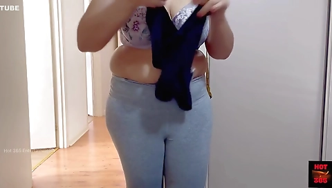 Sexy Wife Exposing Her Yummy Milky Tits When Changing Bra