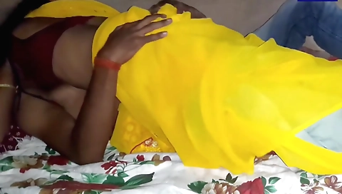 Yellow Saree Hot & Beautiful Wife Full Hd 4k Sex Video 2022 Indian Desi