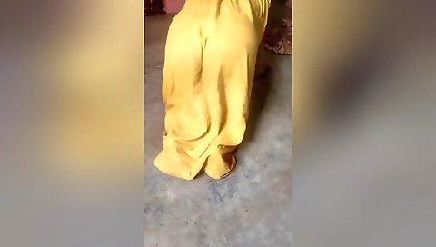 Indian Maid Sneha Cleaning House And Showing Her Full Naked Body