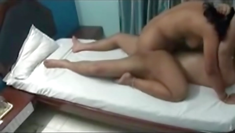 Indian Sex Video Of Hot Housewife Fucks Her Hubby