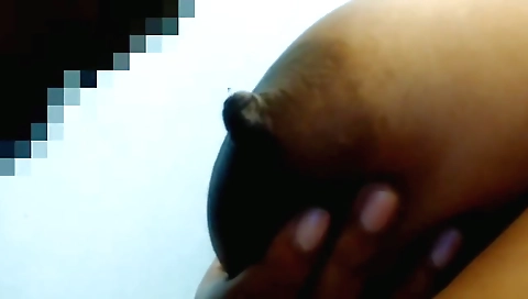 Devar Bhabhi - Usaka Devar Apane Bhabhi Ka Dodh Chos Raha Hai