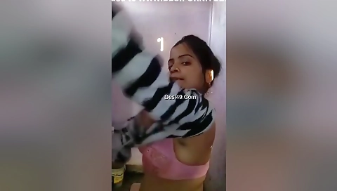 Today Exclusive -sexy Bhabhi Record Her Bating Video 2