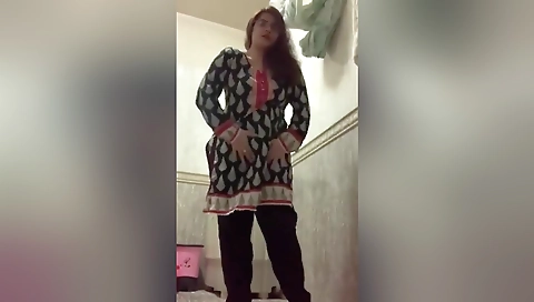 Today Exclusive- Sexy Paki Girl Shows Her Boobs And Pussy 2