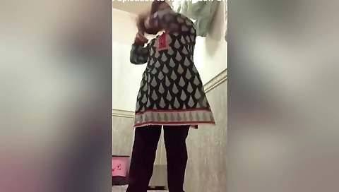 Today Exclusive- Sexy Paki Girl Shows Her Boobs And Pussy 2