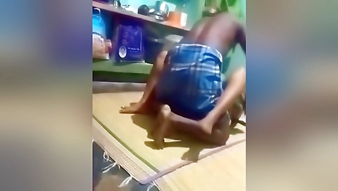 Desi Priyanka Village Aunty