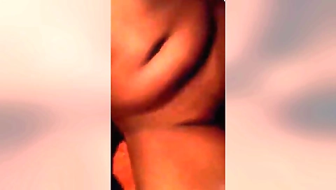 Today Exclusive- Desi Girl Shows Her Boobs And Pussy