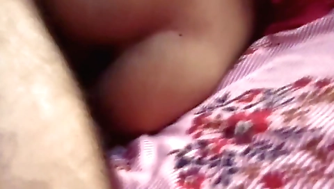 Desi Girl Ko Choda Ghar Bulakar Chupk Se Banaye Video