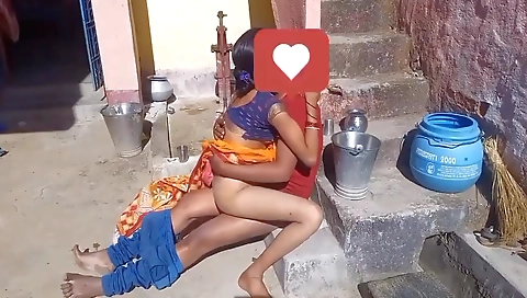 Deshi Village Bhabhi Outdoor Hindi Sex