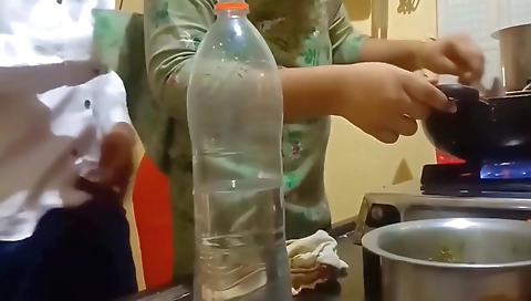 Indian Sexy Stepmom Caught By Stepson While Talking To Her Boyfriend