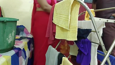 Desi Kamwali Bai Ne Apane Sahab Se Chut Chudawai Or Sahab Ko Ache Se Majja Diya