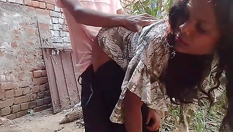 Hot Girl Gets Fucked By Her Boyfriend Outdoor Forest Hard-core Sex Jangal Me Mangal