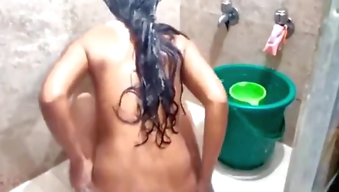 Husband And Wife Bathing Sex Video Indian Bhabhi Bath Sex