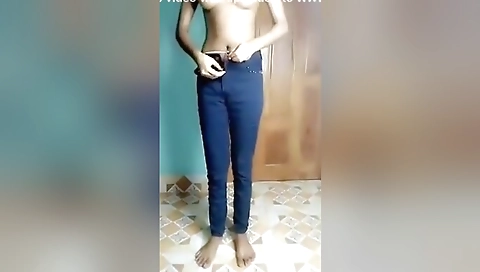 18 Years In Bangladeshi Hot Sexy Slim Girl Stiping For You