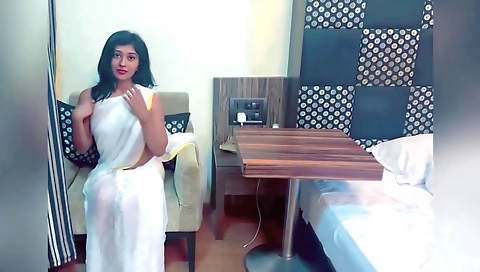 Ready To Fuck With Bollywood Actress