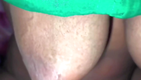 Nai Naweli Dulhan Ko Uski Boobs Se Doodh Apne Lund Pe Gira Ke Uske Sath Makan Malik Ne Hard Sex Kiya An Chudai Kiya Hindi Audio