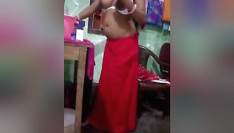 Desi Bhabi Bra Panty Remove