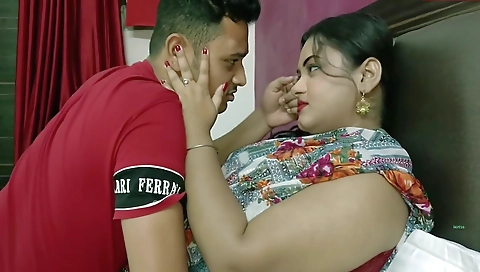 Desi Hot Couple Softcore Sex! Homemade Sex With Clear Audio