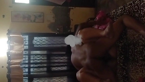 Ki Fuddi Se Nikali Garmi Gav Se Wapas Aane Ke Baad