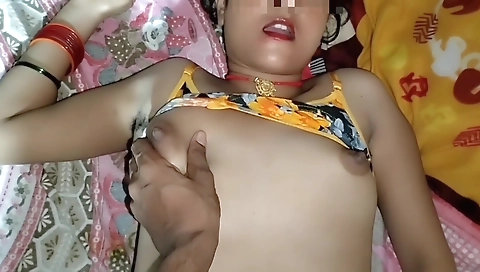 Desi Indian Bhabhi Ki Bedroom Me Cheekhen Nikaal Di