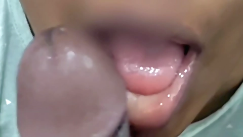 Mallu Girl Close Up Blowjob ( Diya)