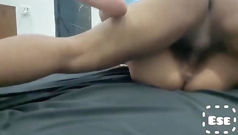 Bhabhi Gives Blowjob To Electrician