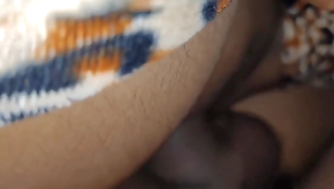 Village Girl Cheated On Her Husband,akele Ghar Me Apne Boyfriend Se Chud Rhi Hai