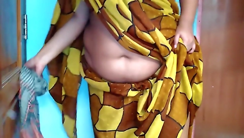 2024 (tamil Maid Ki Jabardast Chudai Malik Ke Beta) Indian Maid Fucked By The Owners Step son While Sweeping House - Huge Ass Cum