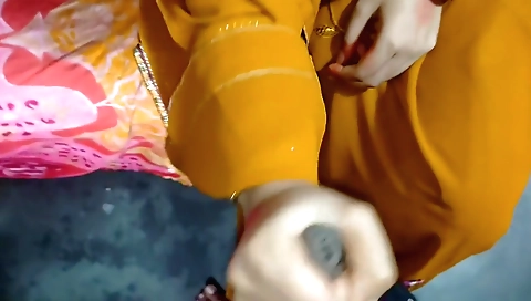 Devar Bhabhi And 18 Years In Bhabhi Ne Devar Se Mangvaye Condom Full Hardcore Sex