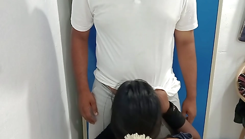 Chithi Dress Change In Front Of Her Step Son He Took Advantage Cock Sucking And Quick Fucking