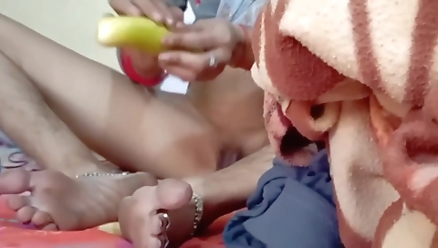 Dever Ne Bhabi Ko Kheera Dalte Dekh Bhabi Ki Chut Ko Shant Kiya Xxx Sex In Hindi