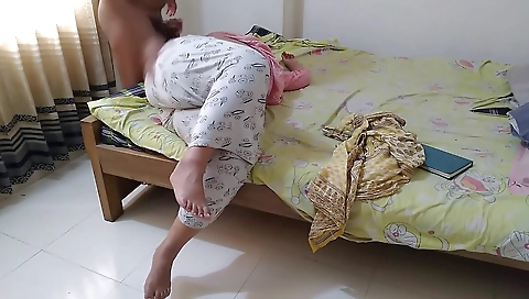 Iranian Sexy Stepmom Gets Hot And Fucked By Stepson In Front Of Stepdad - Pussy Fuck