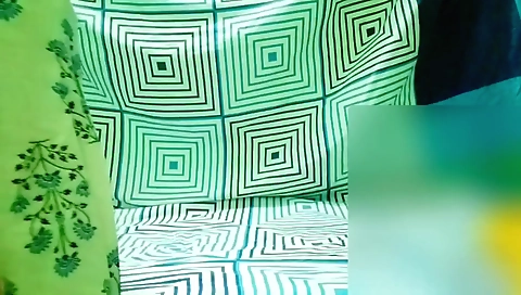 Bhai Ke Dost Se Aaj Chudwaya Or Choot Ki Aag Thandi Karwayi