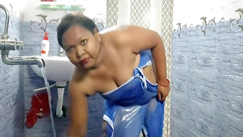 Indian Housewife Sexy Show 12
