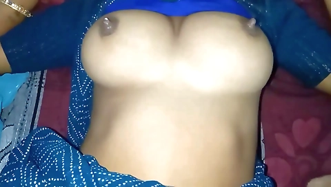 Indian Hot Beautifull Bhabhi Hard Fuking In Village